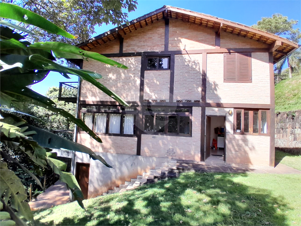 Casa de Condomínio à venda com 3 quartos, 293m² - Foto 1