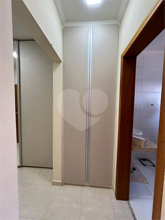 Casa à venda com 3 quartos, 237m² - Foto 22