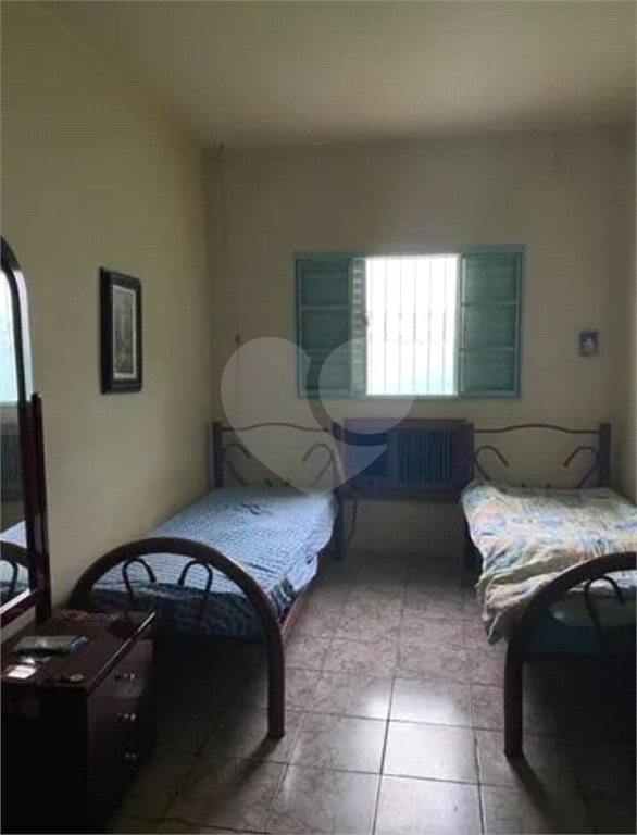 Casa à venda com 3 quartos, 200m² - Foto 15