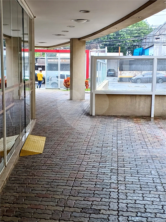 Sala comercial - 42m² - 2 banheiros, 1 vaga próximo ao metrô Carandiru e Santana