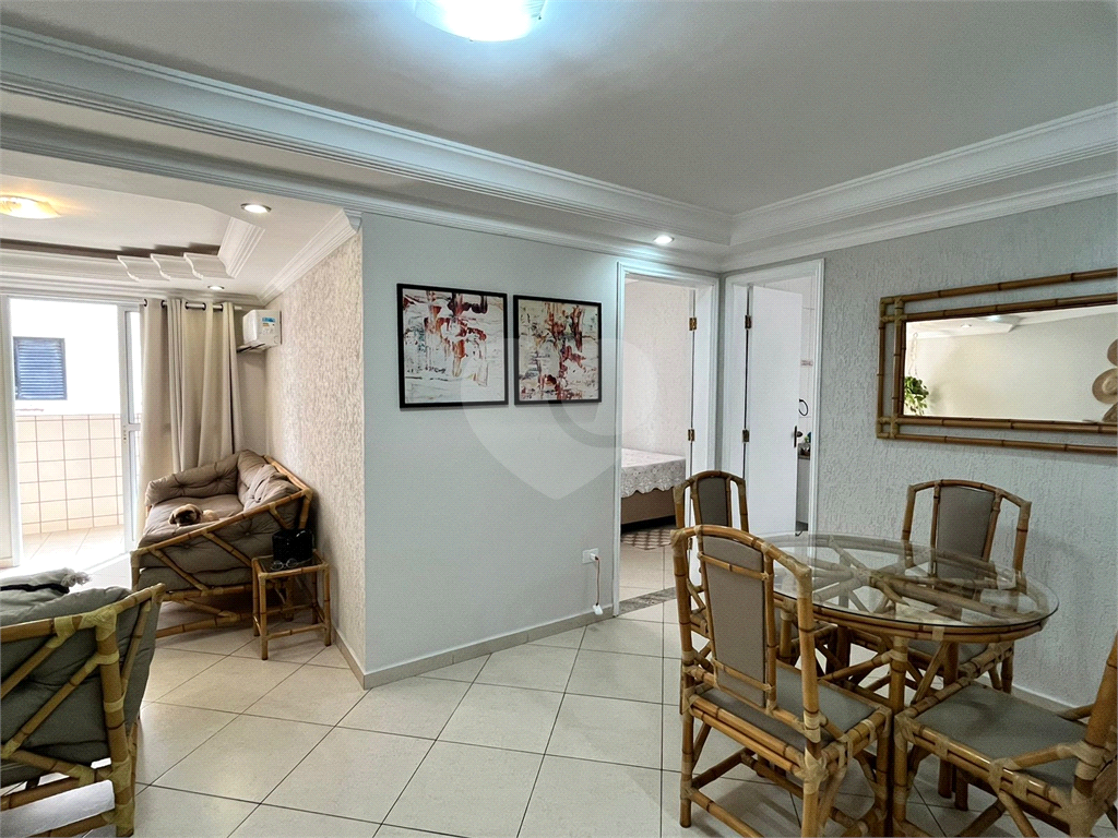 Apartamento na Guilhermina - Praia Grande - 200 metros da Praia