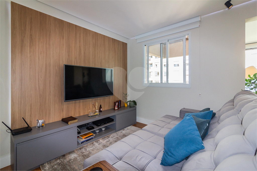 APARTAMENTO em MORUMBI