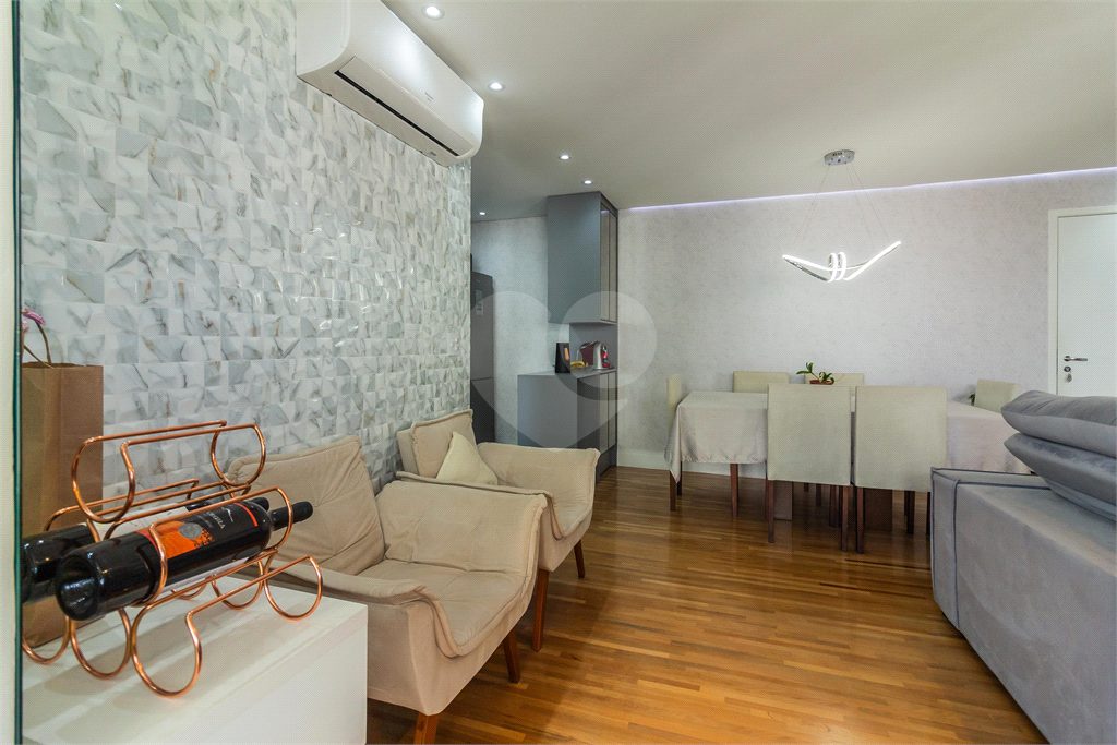 APARTAMENTO em MORUMBI