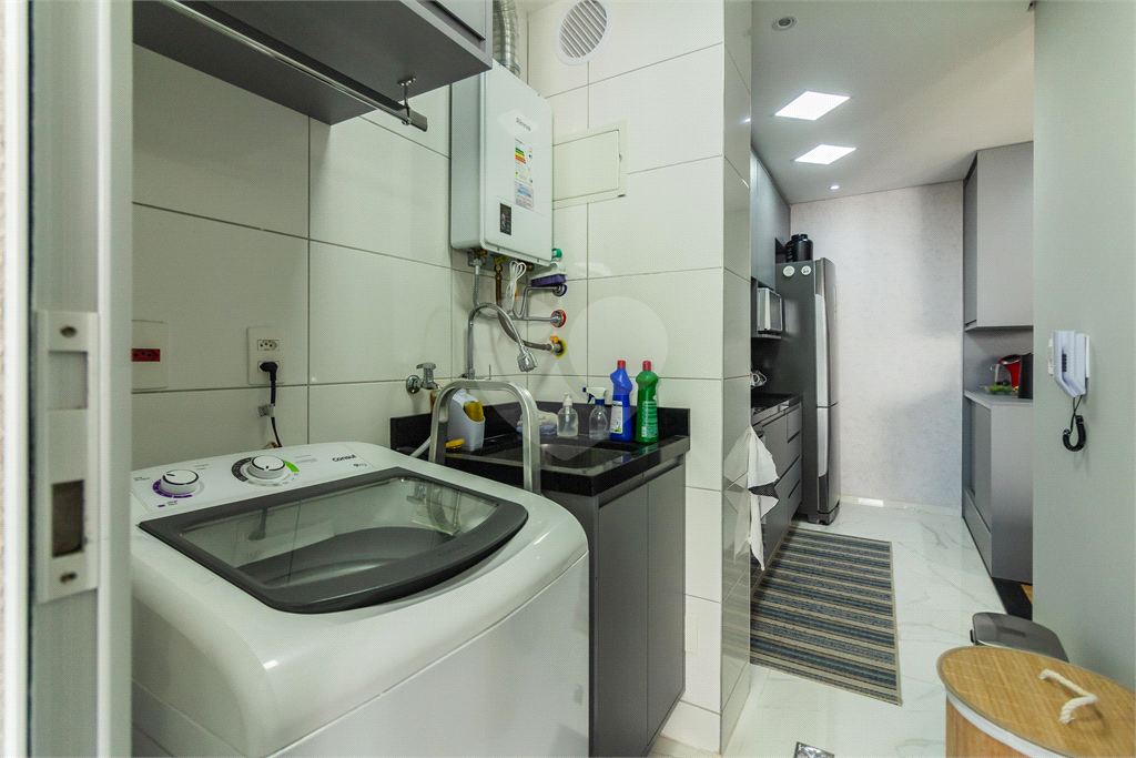 APARTAMENTO em MORUMBI