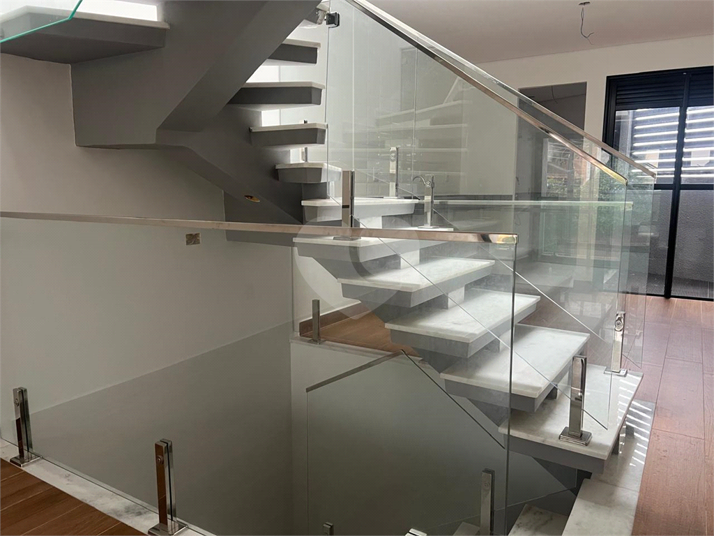 Excelente Sobrados Novos  - Bairro da  Casa Verde, próximo do Senac Santana