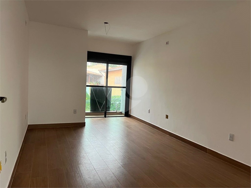 Excelente Sobrados Novos  - Bairro da  Casa Verde, próximo do Senac Santana
