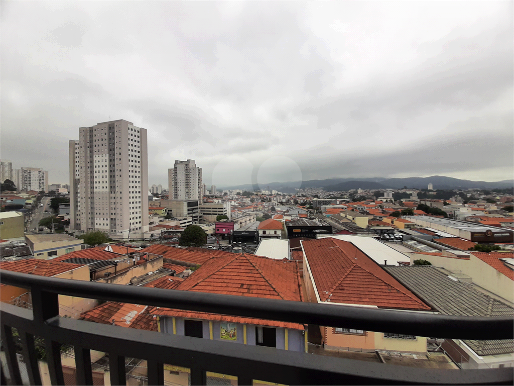 Apartamento com 37m2, 2 quartos, banheiro, sala, cozinha,  quintal e SEM vaga de garagem