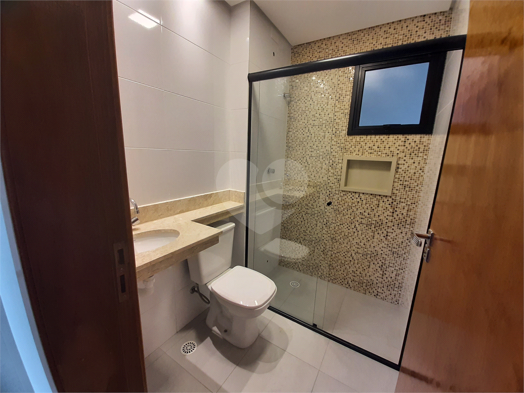 Apartamento com 37m2, 2 quartos, banheiro, sala, cozinha, quintal, SEM vaga de garagem