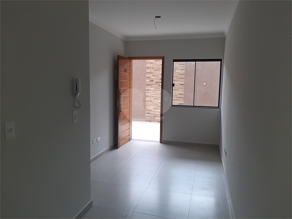 Apartamento com 37m2, 2 quartos, banheiro, sala, cozinha, quintal, SEM vaga de garagem