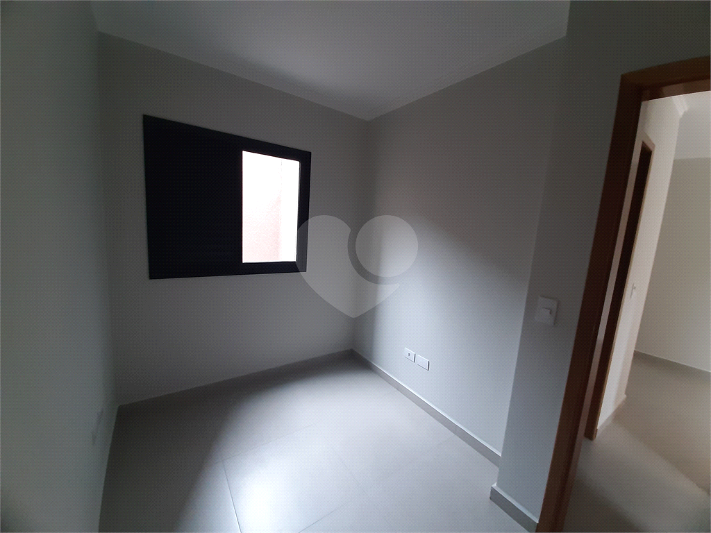 Apartamento com 37m2, 2 quartos, banheiro, sala, cozinha, quintal e  1 vaga de GARAGEM