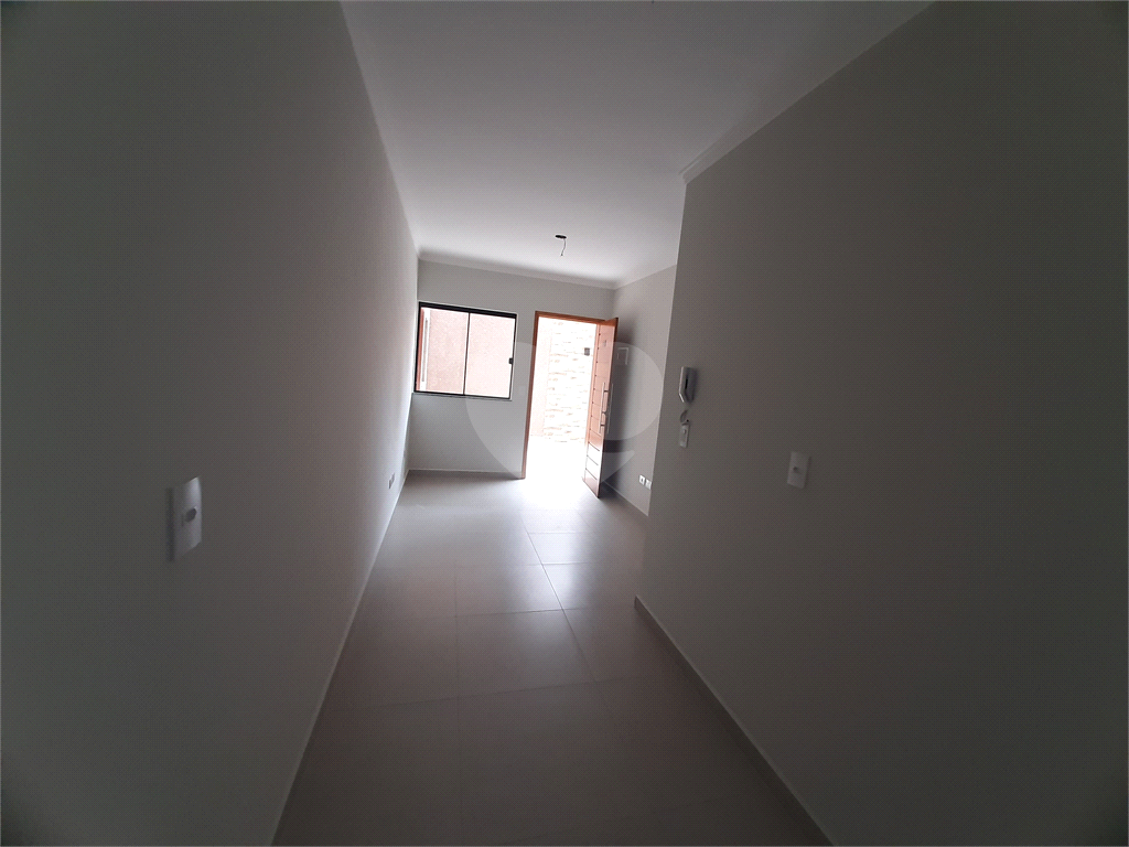 Apartamento com 37m2, 2 quartos, banheiro, sala, cozinha, quintal e  1 vaga de GARAGEM