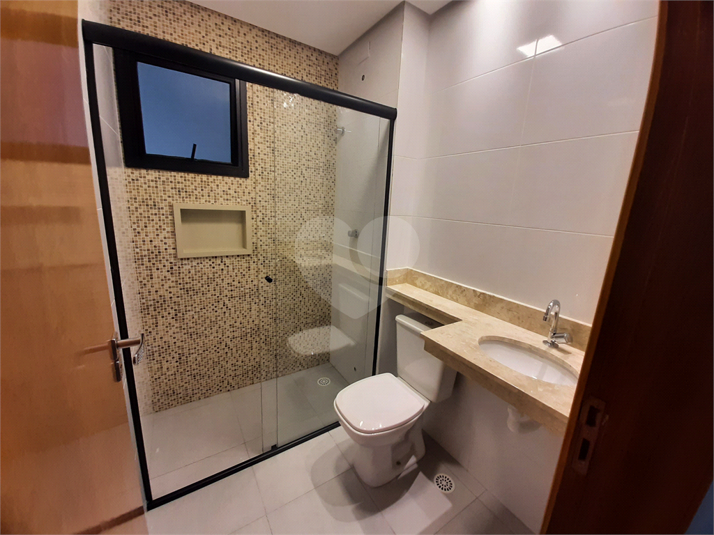 Apartamento com 37m2, 2 quartos, banheiro, sala, cozinha, quintal e  1 vaga de GARAGEM