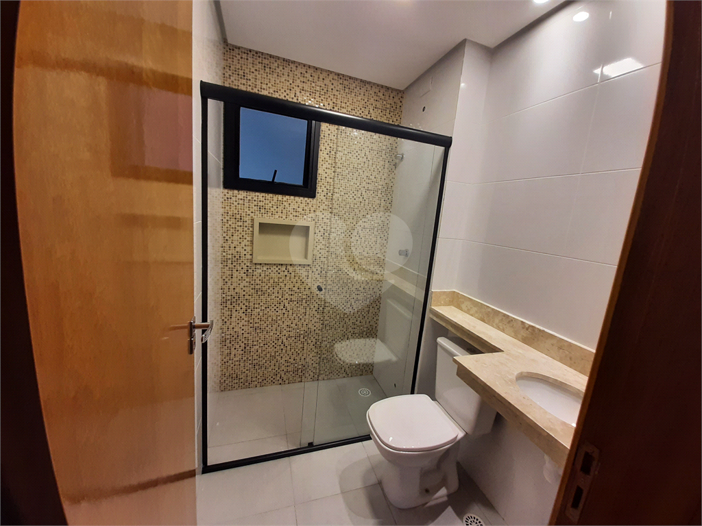 Apartamento com 37m2, 2 quartos, banheiro, sala, cozinha, quintal e  1 vaga de GARAGEM