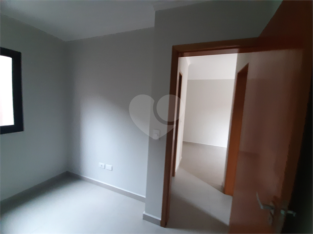 Apartamento com 37m2, 2 quartos, banheiro, sala, cozinha, quintal e  1 vaga de GARAGEM