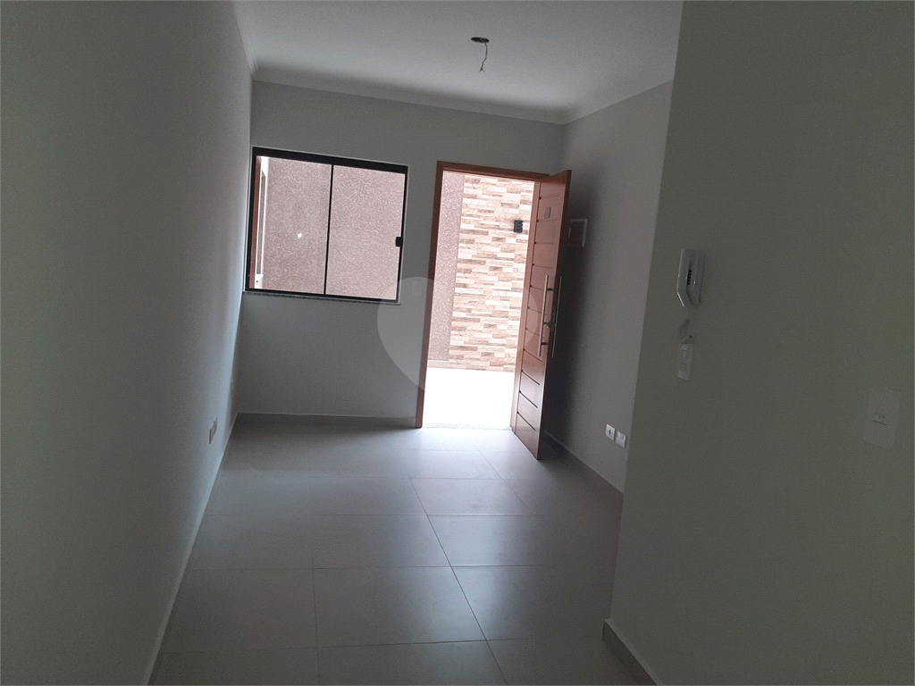 Apartamento com 37m2, 2 quartos, banheiro, sala, cozinha, quintal e  1 vaga de GARAGEM