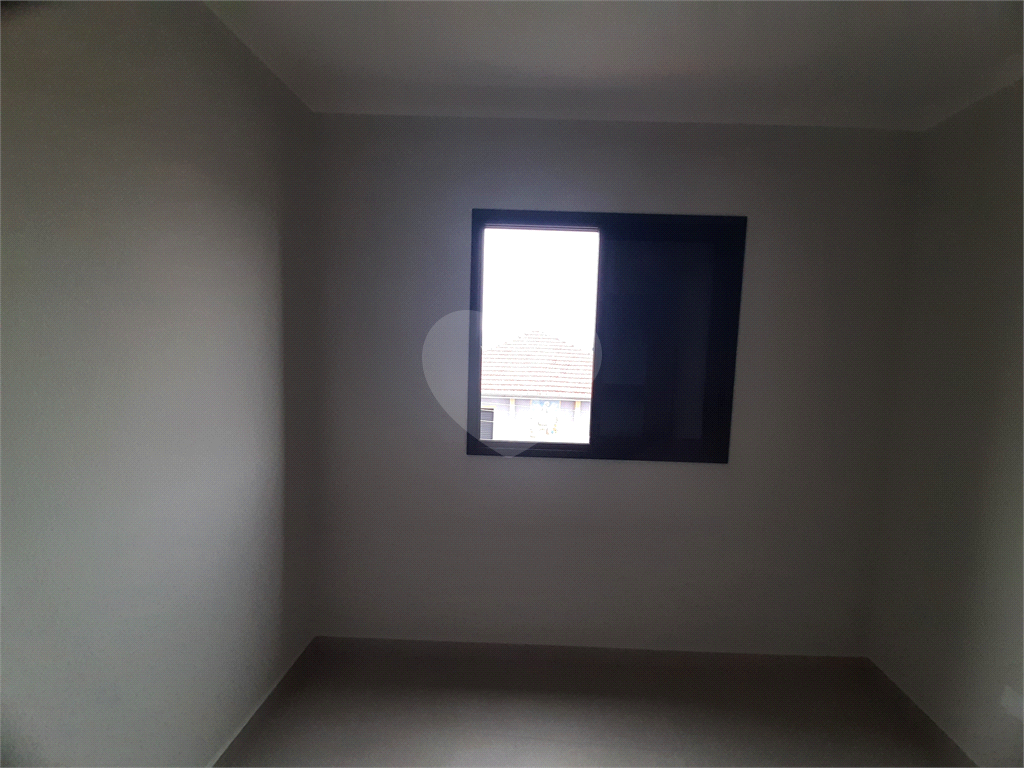 Apartamento VENDA Vila Nivi, com 44 m², 2 quartos, sala, cozinha, quintal e vaga de garagem