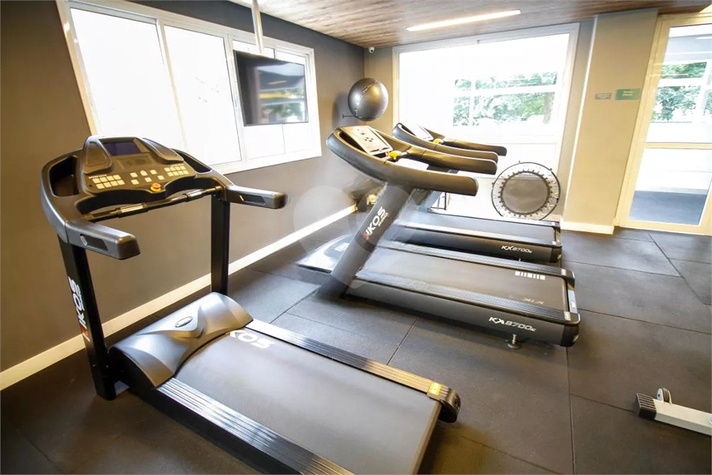 APARTAMENTO em PINHEIROS