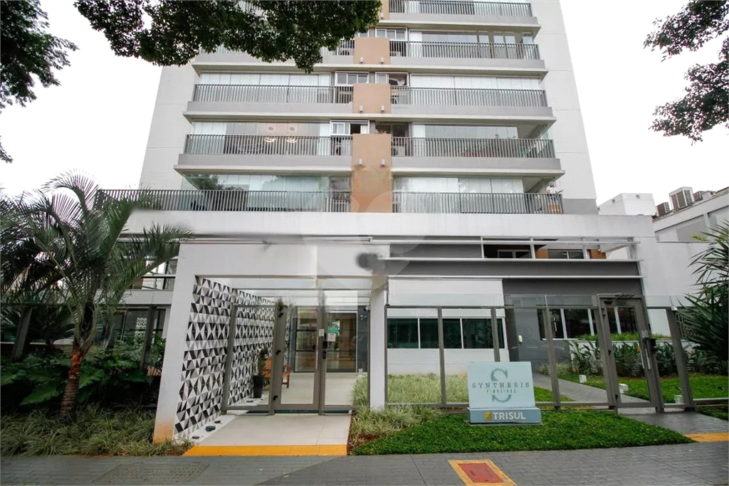 APARTAMENTO em PINHEIROS