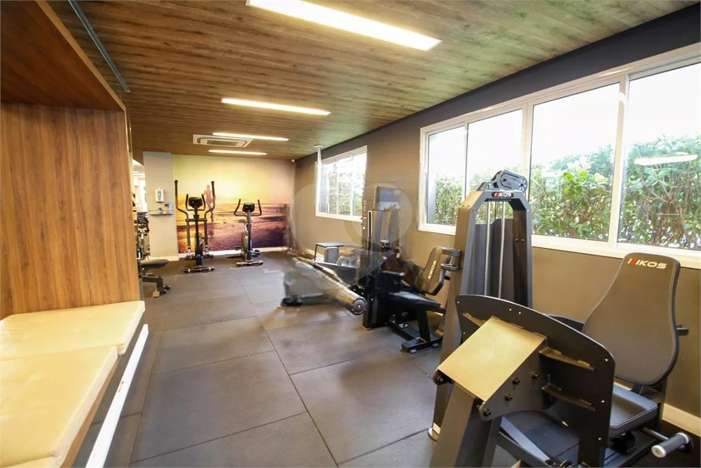 APARTAMENTO em PINHEIROS