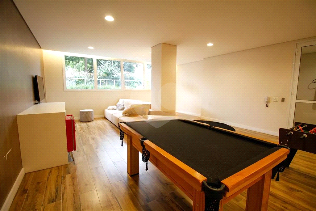 APARTAMENTO em PINHEIROS