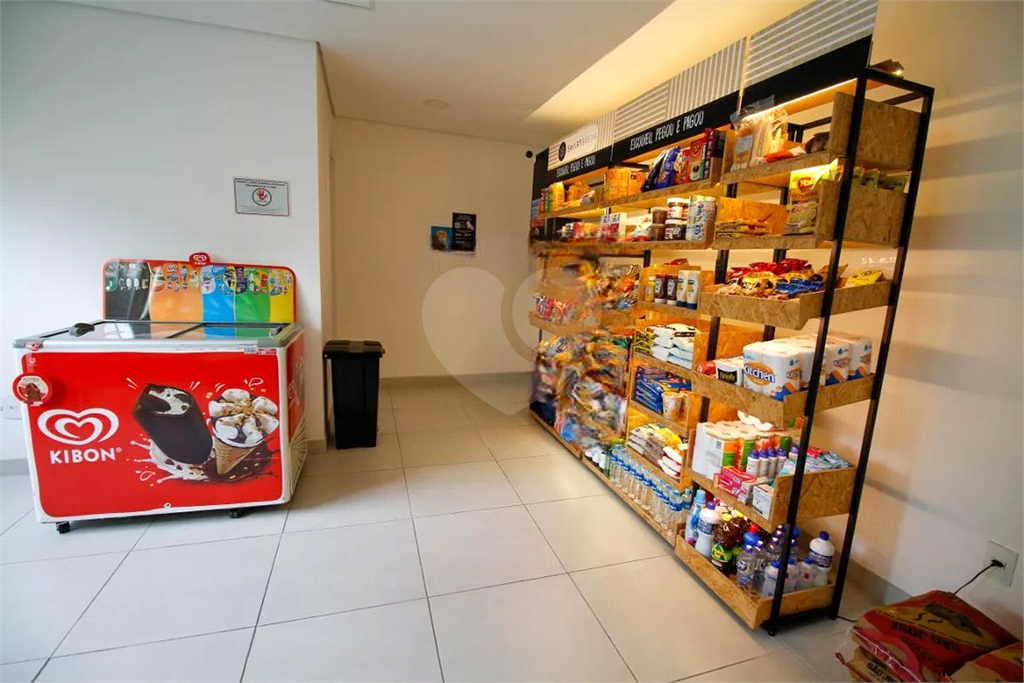 APARTAMENTO em PINHEIROS