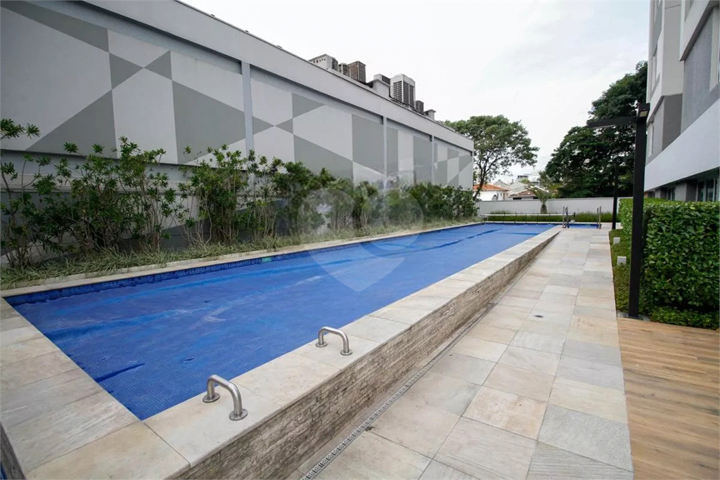 APARTAMENTO em PINHEIROS