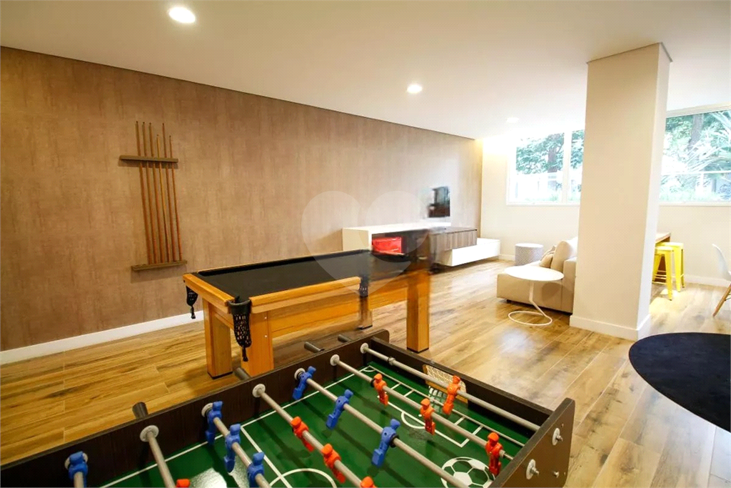 APARTAMENTO em PINHEIROS