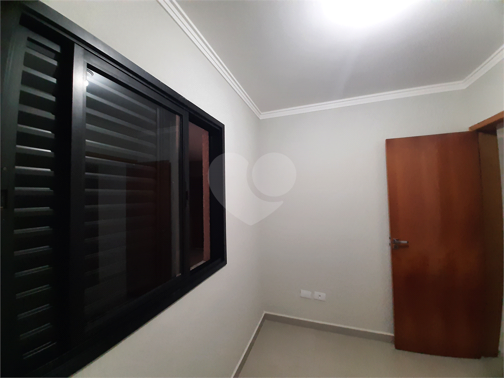 Apartamento com 37m2, 2 quartos, banheiro, sala, cozinha, SEM vaga