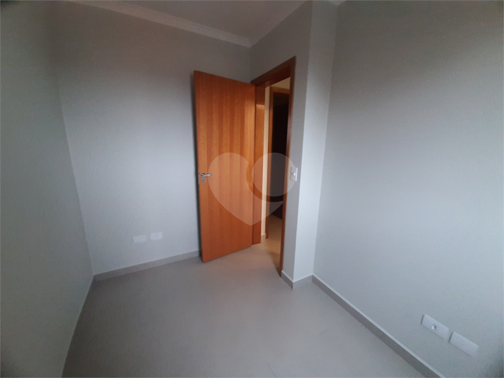 Apartamento com 37m2, 2 quartos, banheiro, sala, cozinha, SEM vaga