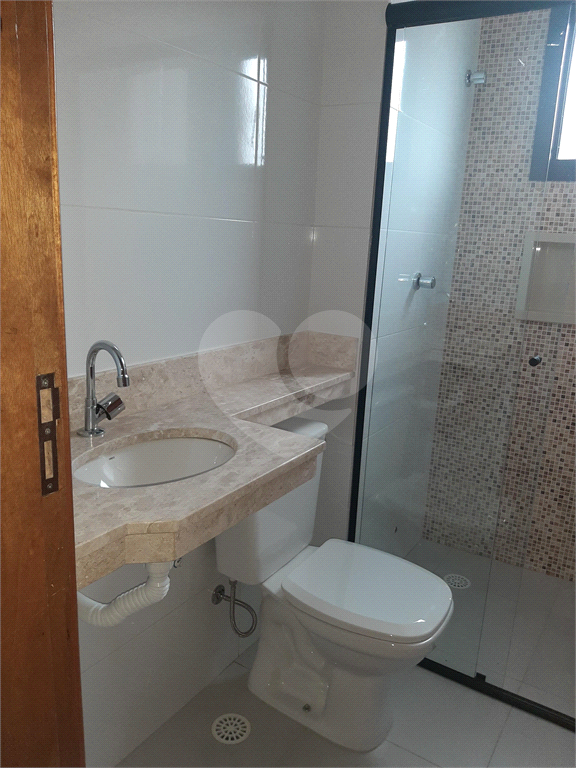 Apartamento VENDER com 44m2,  com 2 quartos, banheiro, sala integrada à cozinha e 1 vaga de garagem