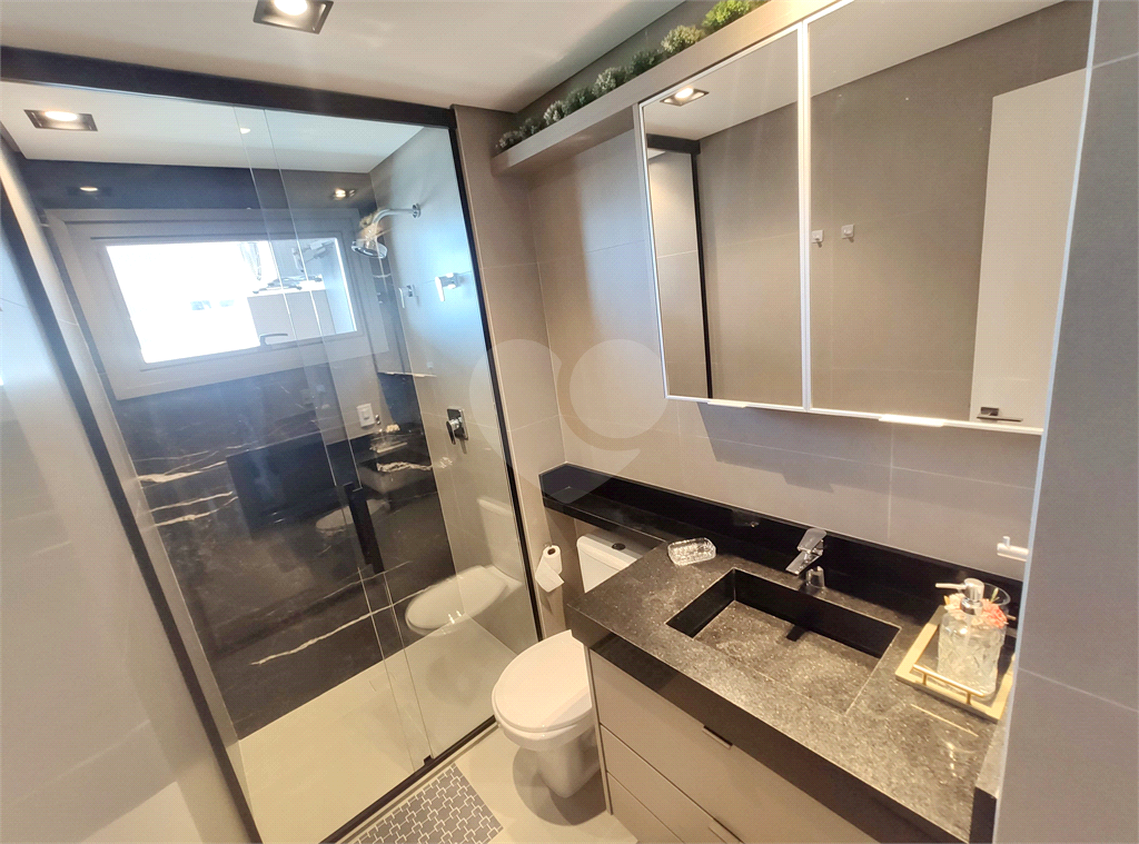 APARTAMENTO em PINHEIROS