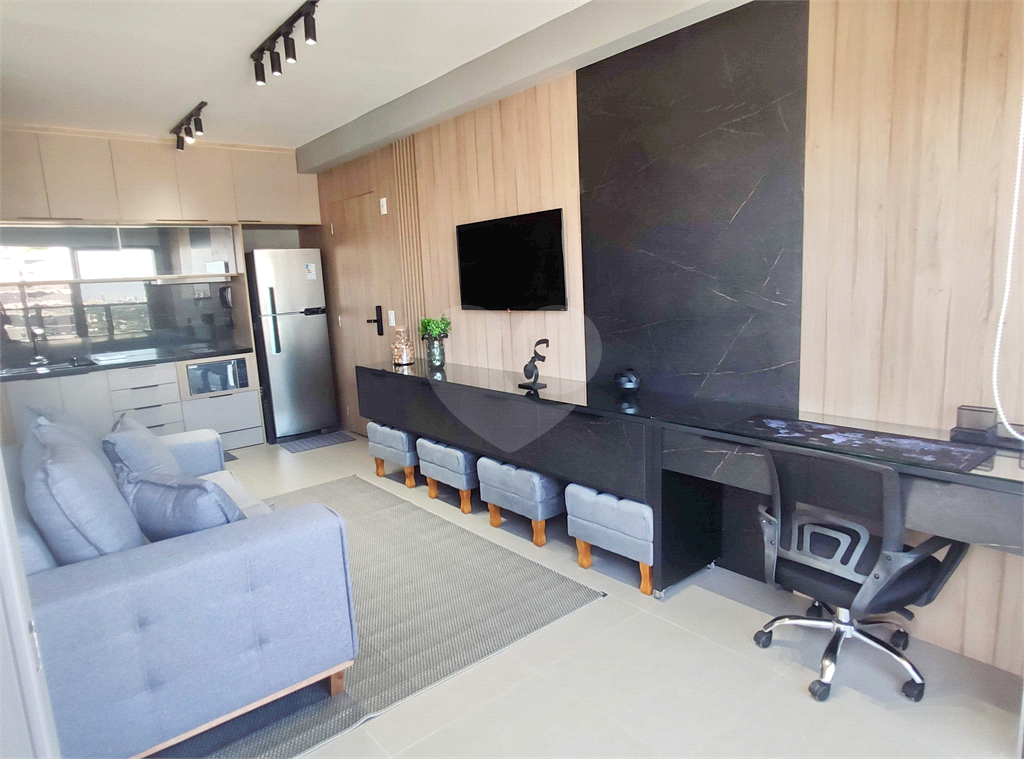 APARTAMENTO em PINHEIROS