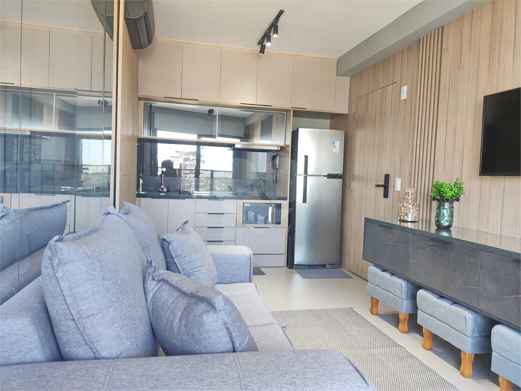 APARTAMENTO em PINHEIROS