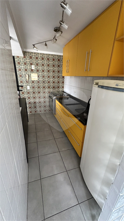 APARTAMENTO em SANTA CECÍLIA