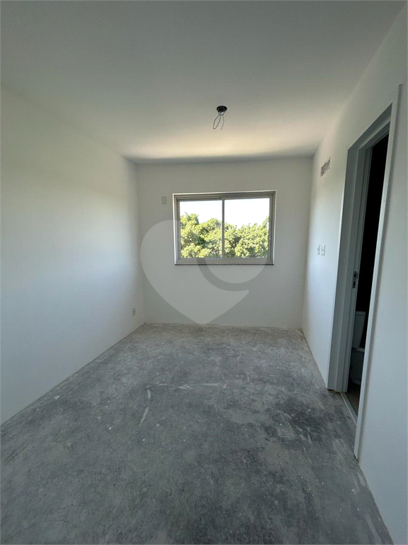 Apartamento no Village de France, 200 metros da Av. Braz Leme 