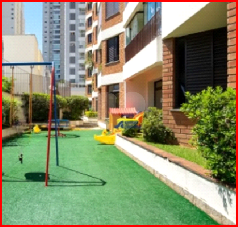 APARTAMENTO em LAPA
