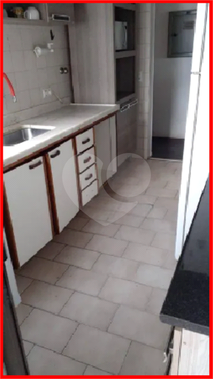 APARTAMENTO em LAPA