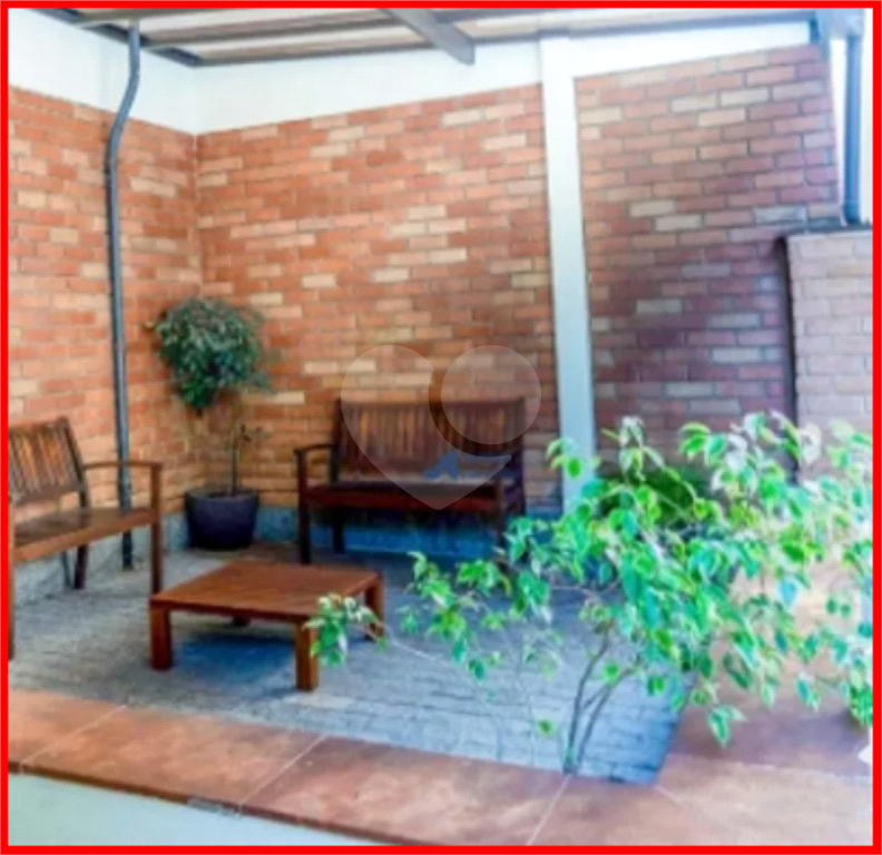 APARTAMENTO em LAPA