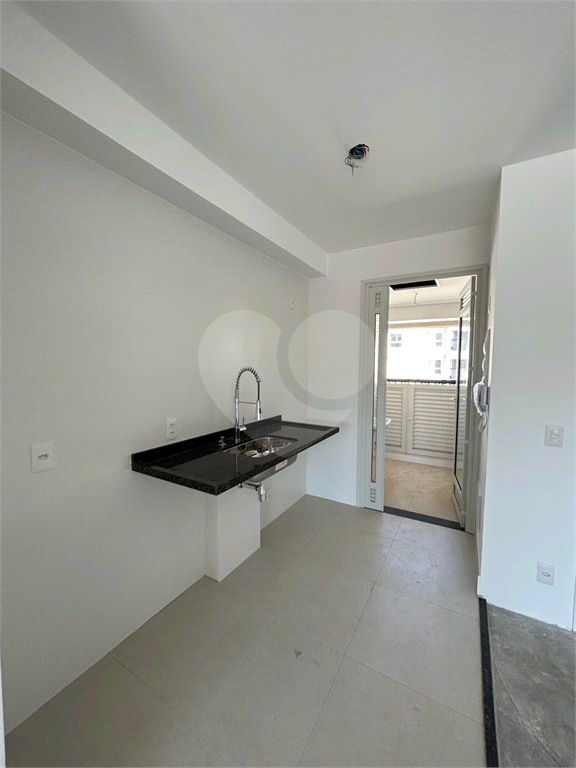 APARTAMENTO em SANTANA