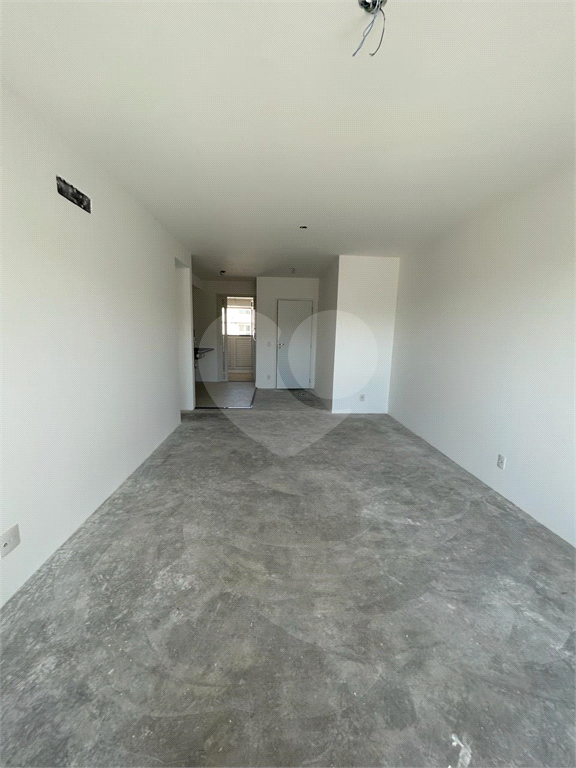 APARTAMENTO em SANTANA