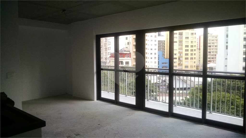  LARGO DO AROUCHE - 43 M² COM 1 DORMITÓRIO E VARANDA ESTENDIDA -
