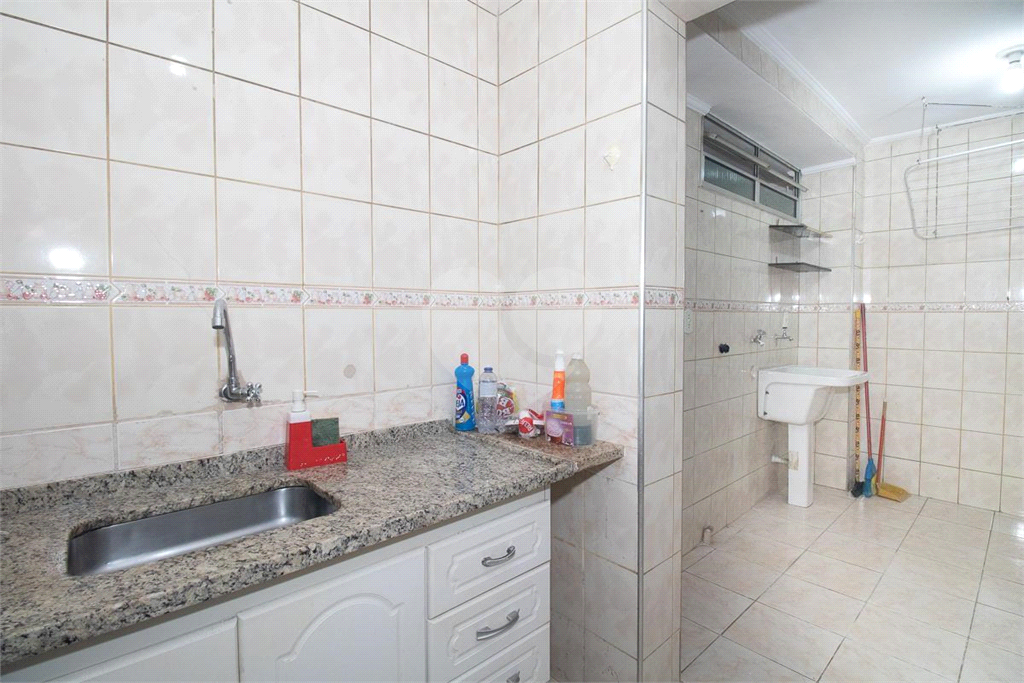 APARTAMENTO em JAÇANÃ