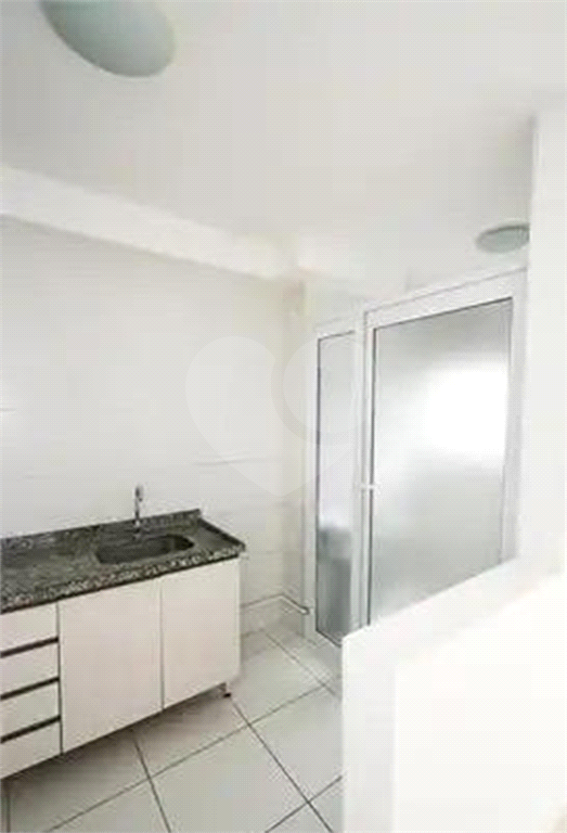 Apartamento na Vila Maria com 2 quartos. 