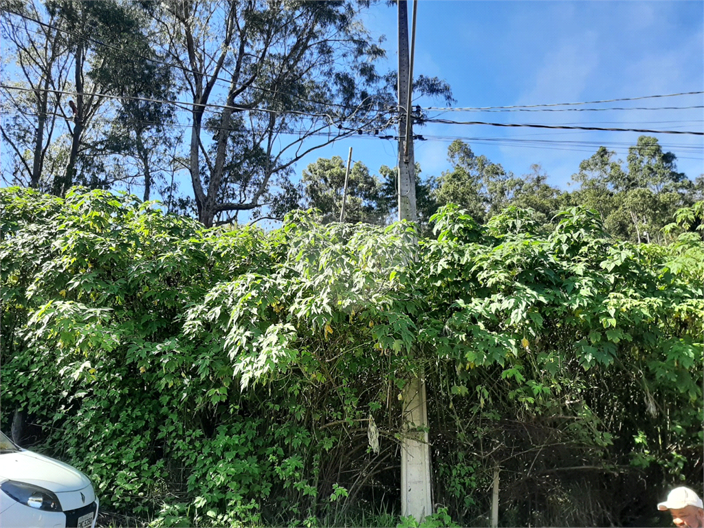 Terreno em Caieira no “Parque Santa Inês” com 297,1m2 de área no início na Serra da Cantareira