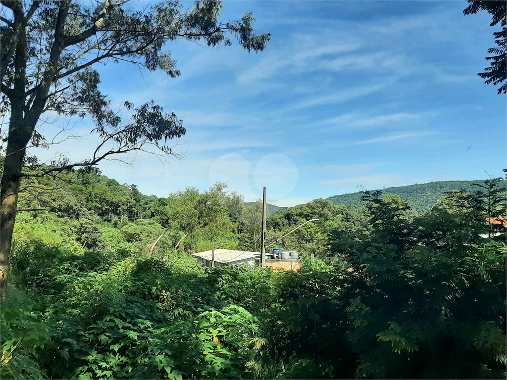 Terreno em Caieira no “Parque Santa Inês” com 297,1m2 de área no início na Serra da Cantareira