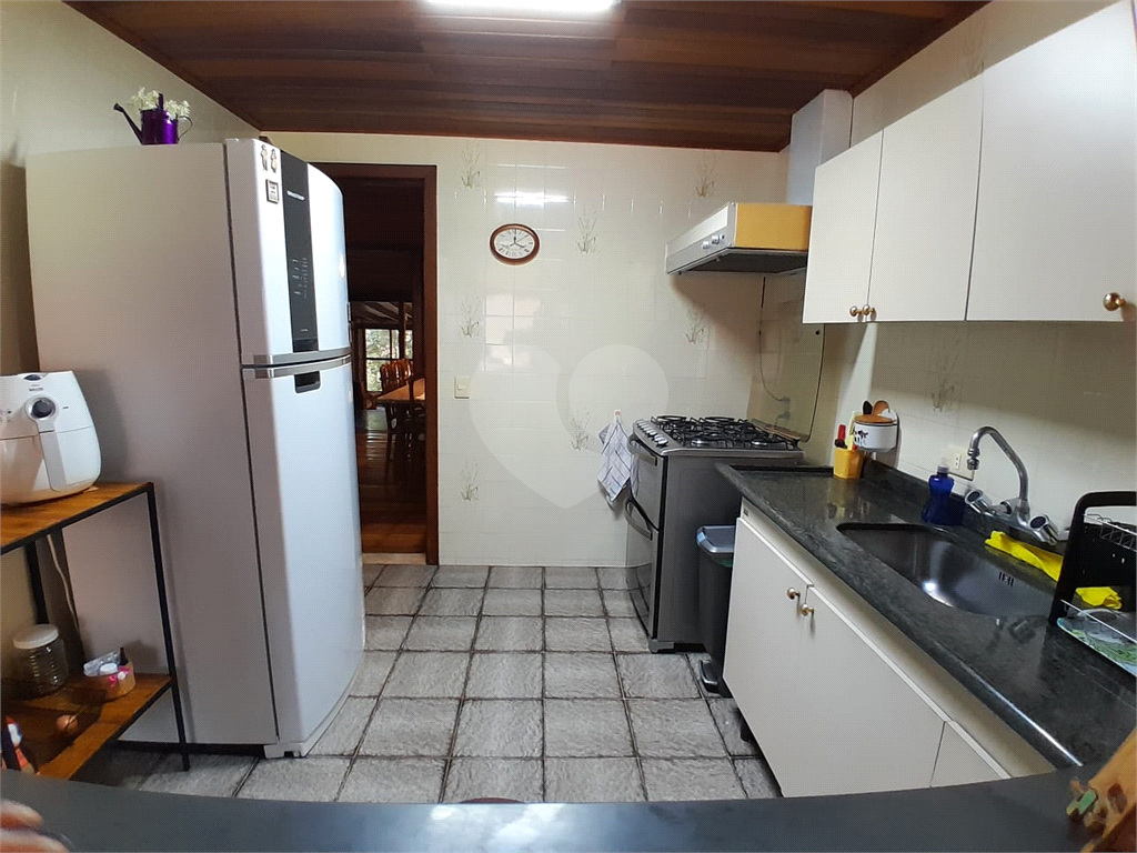 Casa de Condomínio à venda com 3 quartos, 303m² - Foto 22