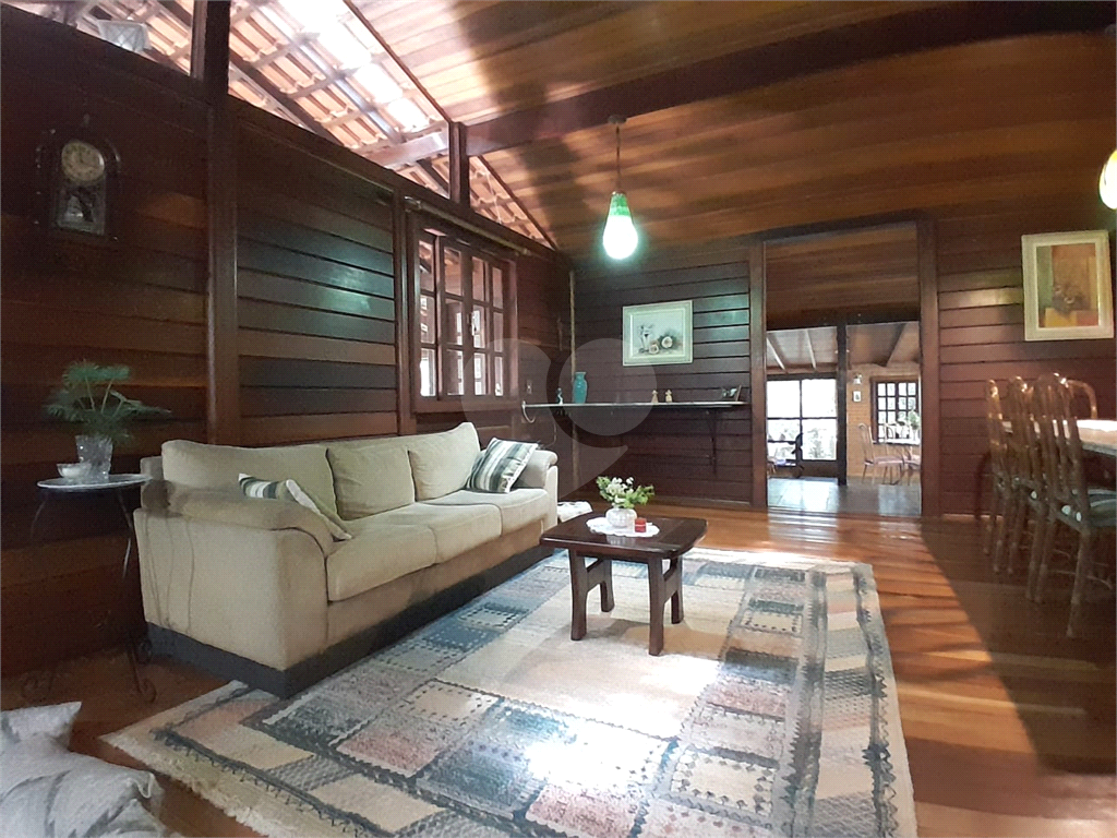 Casa de Condomínio à venda com 3 quartos, 303m² - Foto 10