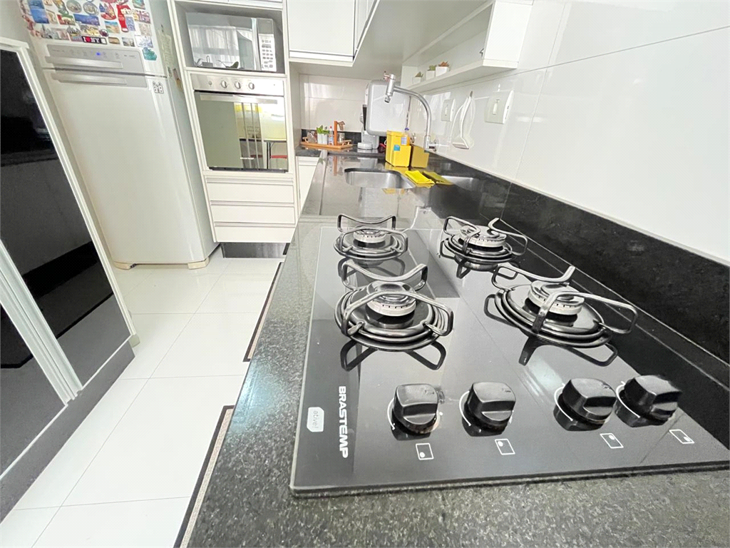 Apartamento Amplo e Sofisticado com 3 Dormitórios – Localização Privilegiada