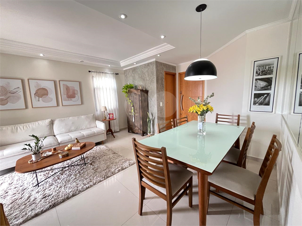 Apartamento Amplo e Sofisticado com 3 Dormitórios – Localização Privilegiada