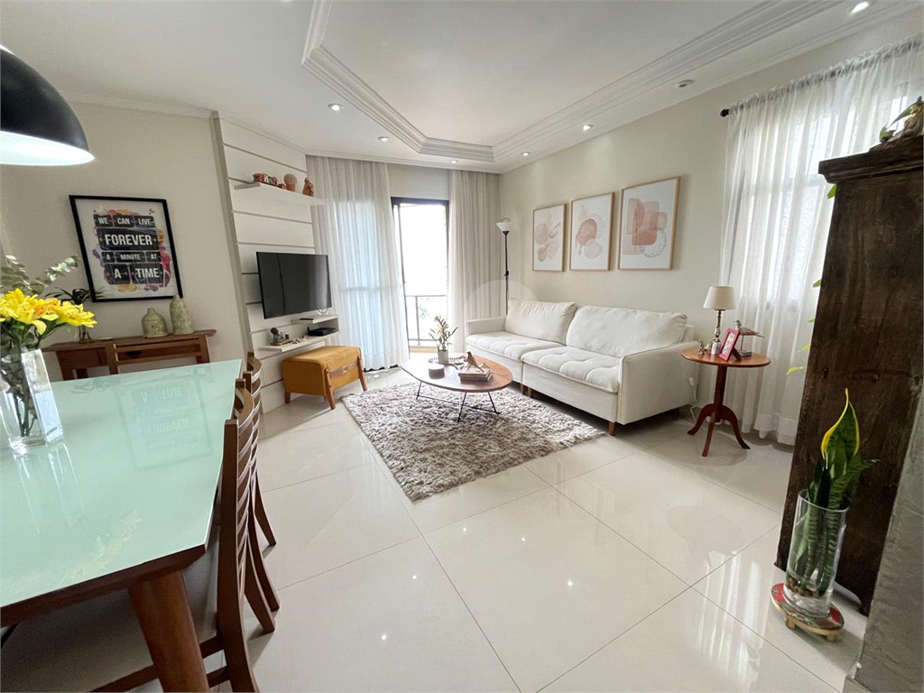 Apartamento Amplo e Sofisticado com 3 Dormitórios – Localização Privilegiada